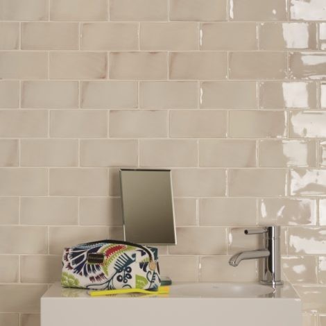 CaPietra Seaton Ceramic Wall Tile (Crackle Glaze Finish) White Sands 150 x 75 x 10mm [7325]