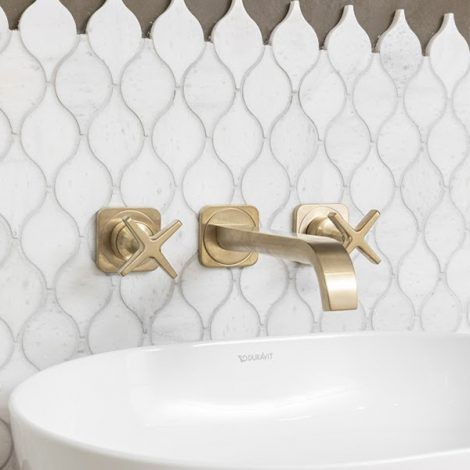 CaPietra Long Island Marble Floor & Wall Tile (Honed Finish) Teardrop Mosaic 306 x 319 x 10mm [8684]