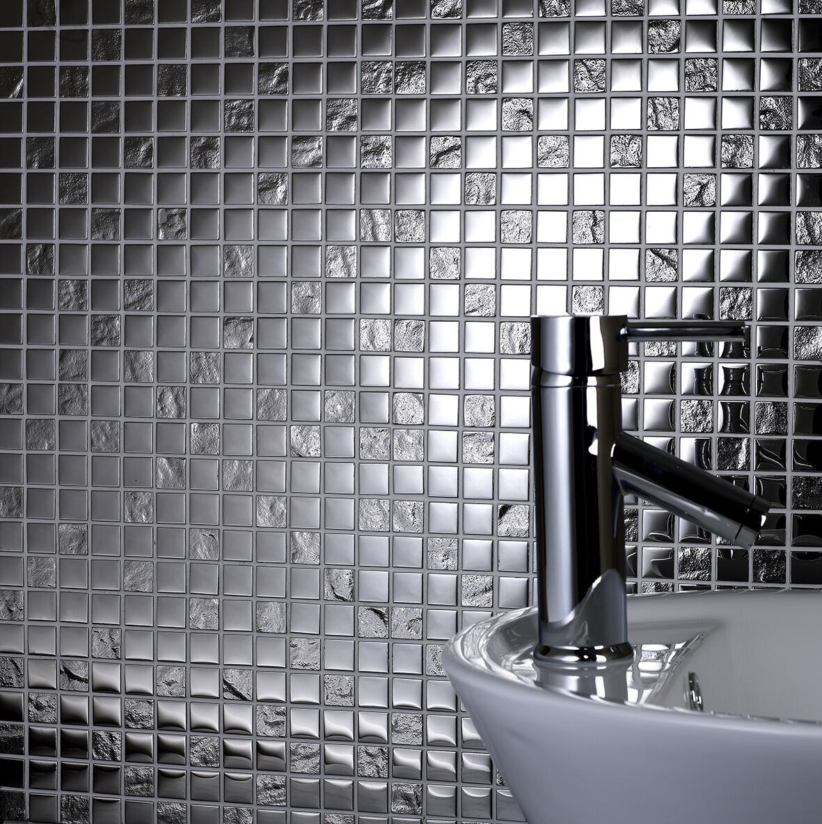 Verona Chrome Mosaic Wall Tile 300 x 300mm [G30069]