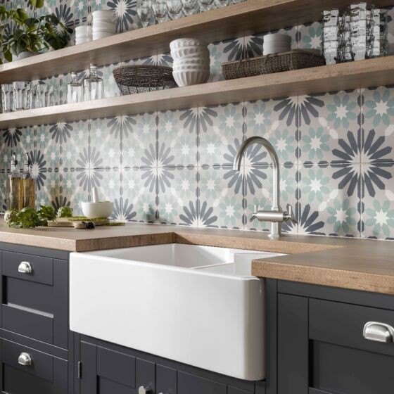 Verona Gaudi Ceramic Floor & Wall Tile 250 x 250mm Patterned [P10868]