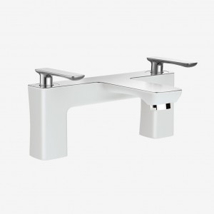 Eastbrook 93.0014 Helston Bath Filler Gloss White Chrome