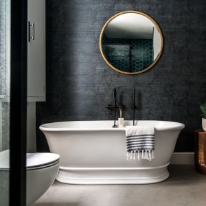 BC Designs BAB033 Bampton Bath 1555 x 740mm Polished White