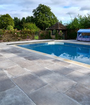 CaPietra Provence Paving Porcelain Floor Tile (Textured Finish) Cenere 906 x 604 x 20mm [7467]