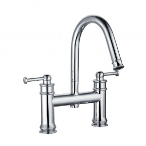 Eastbrook 93.0008 Newlyn Bath Filler Chrome