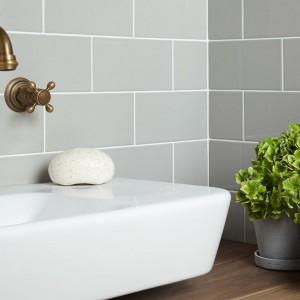 Verona Central Ceramic Wall Tile 200 x 100mm Light Grey [P10397]