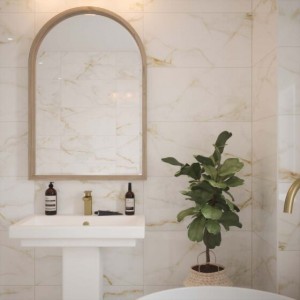 Verona Goldman Gloss Ceramic Wall Tile 600 x 300mm White (Marble Effect) [P12878]