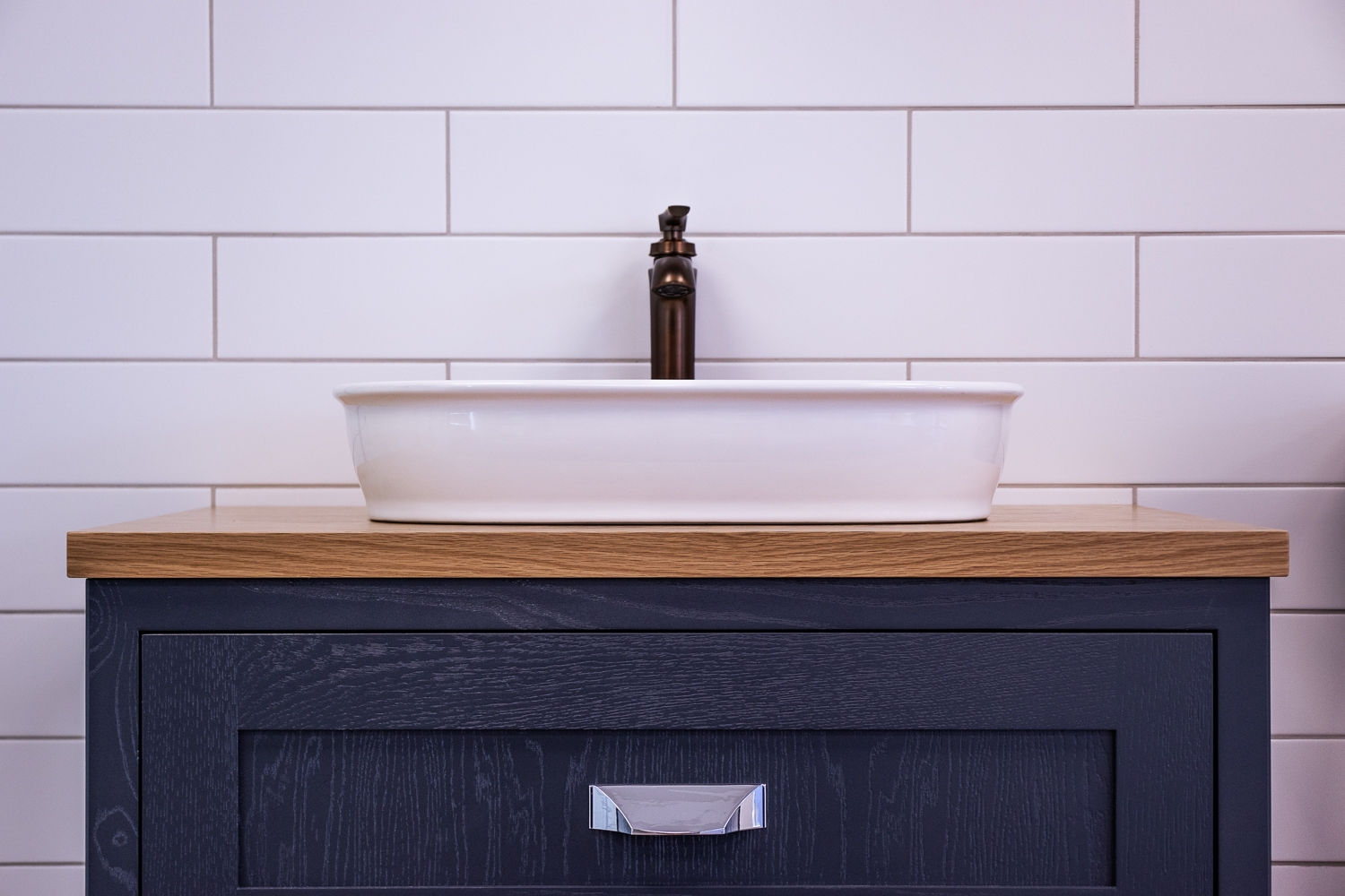 Countertop Basin & Brass Tap Countertop Basin & Brass Tap